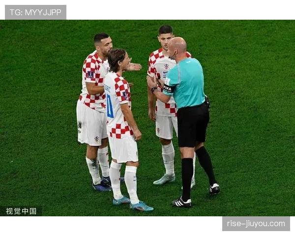 为什么差一厘米也算越位？VAR时代越位判定的毫米级争议